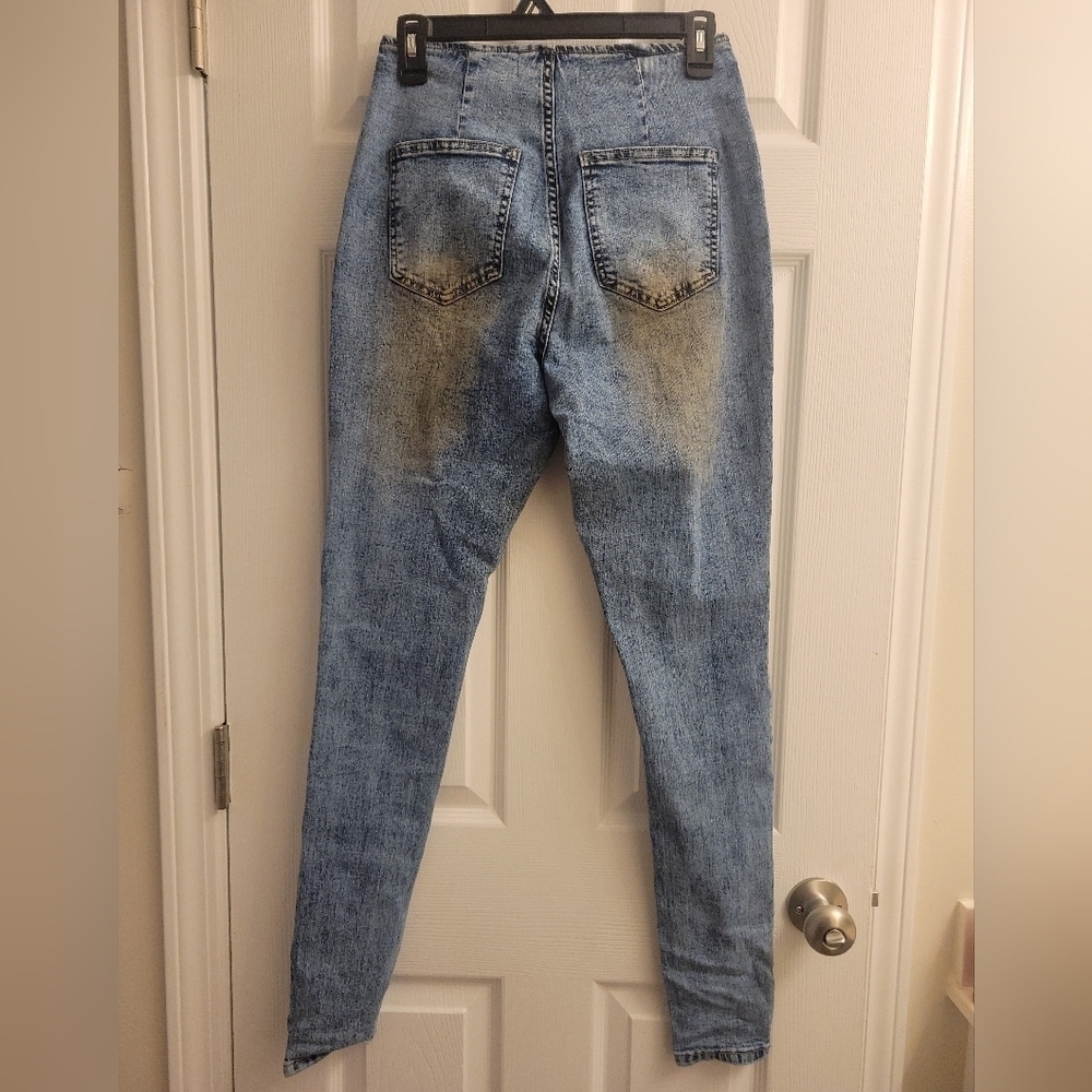 NWT Fashion Nova Biker Moto "Back At It" Skinny Stretch - Size 5 - So Cute! - Picture 5 of 6